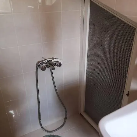 Lägenhet An Entire Studio- Farida-free Parking-wifi