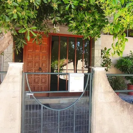 Appartamento An Entire Studio- Farida-free Parking-wifi Xirokampi (Sparta)