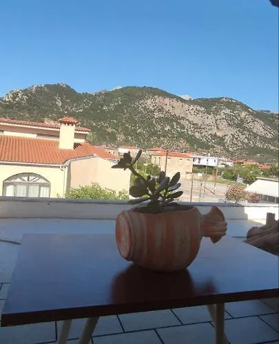 An Entire Studio- Farida-free Parking-wifi Appartement Xirokampi