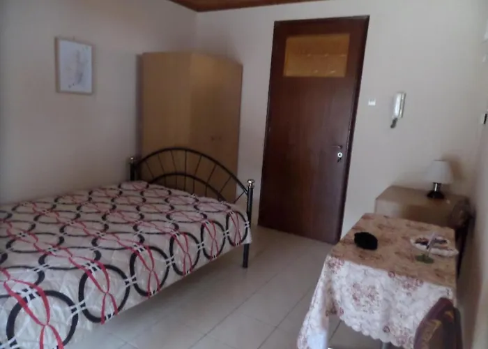 An Entire Studio- Farida-free Parking-wifi